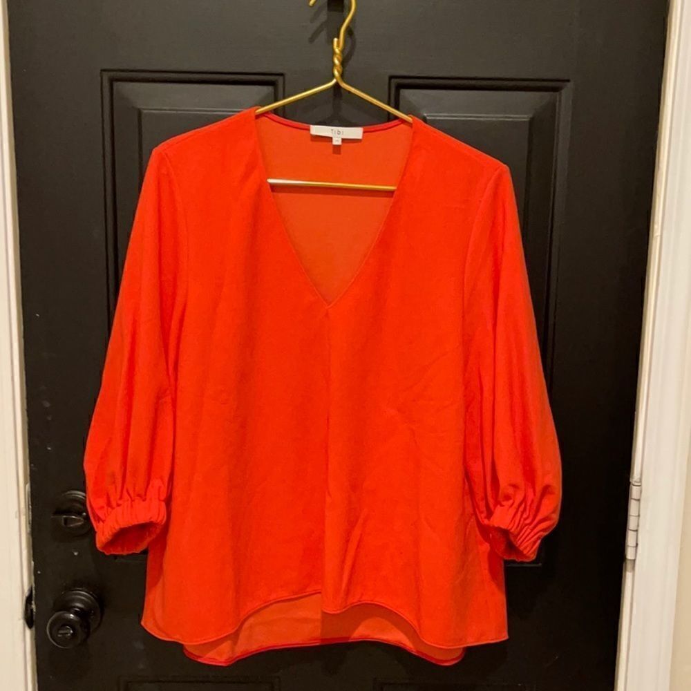 Tibi red V-neck top with full sleeves